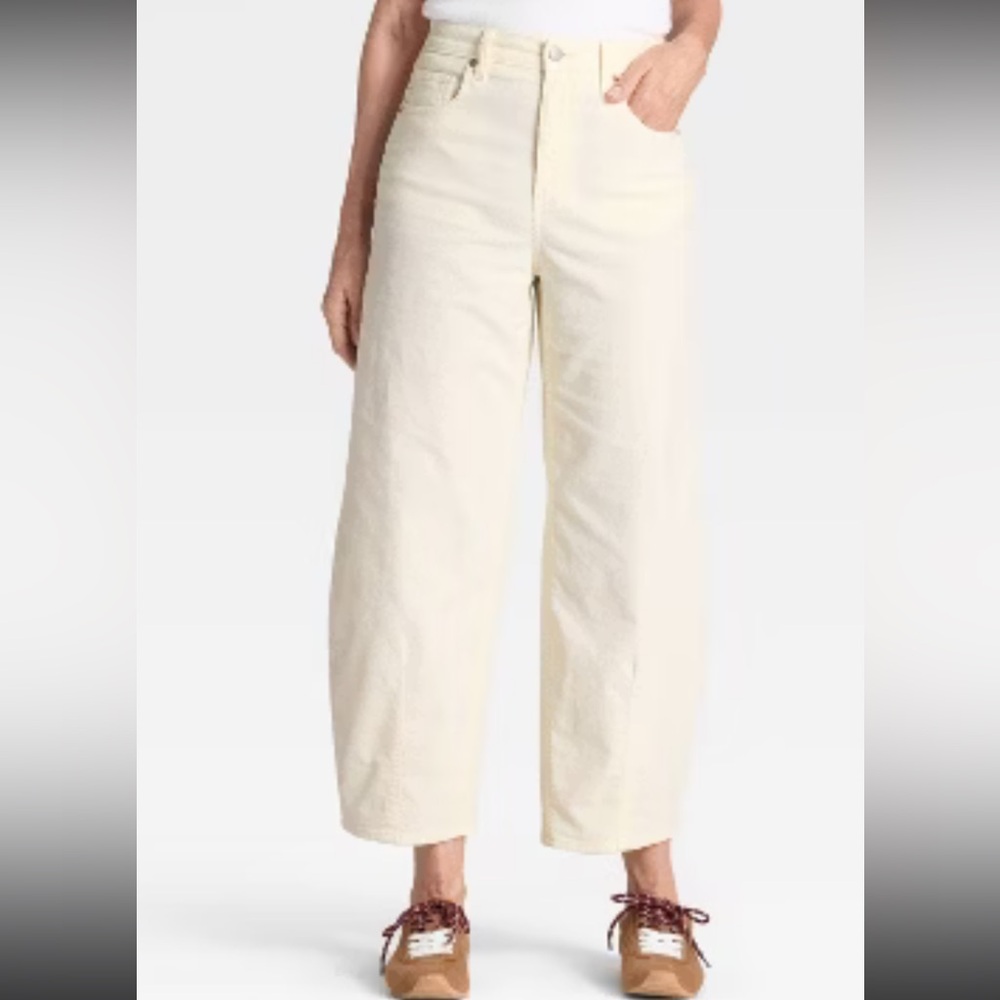 Universal Thread Easy Barrel high rise corduroy, slim hip, and thigh barrel leg